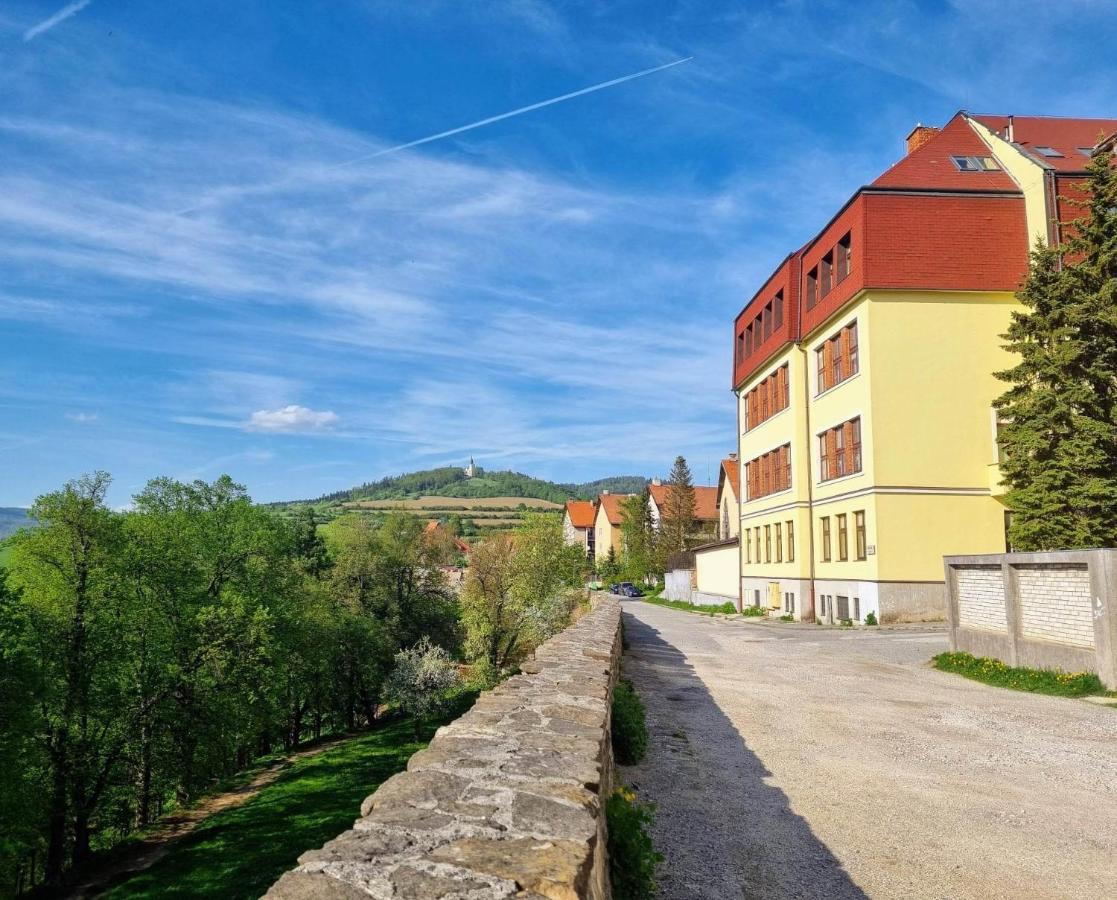 Apartment In A Historical House In The Center Of Levoča Eksteriør bilde